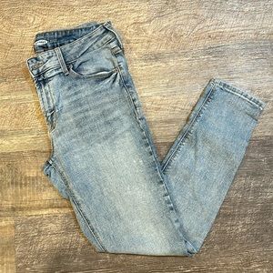 OLD NAVY- rockstar super skinny jeans